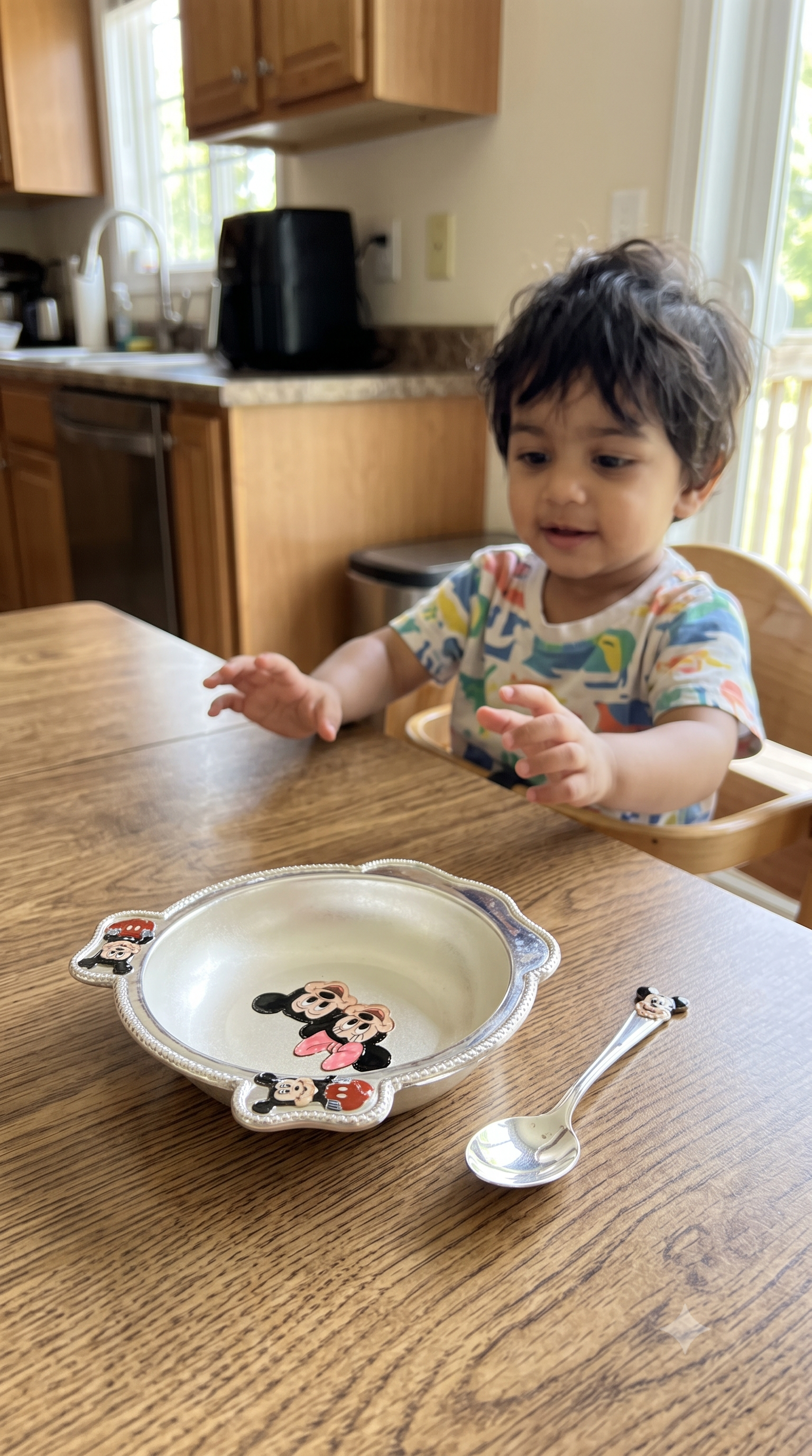 Mickey & Minnie Silver Bowl and Spoon Set for Kids, kid photo 3