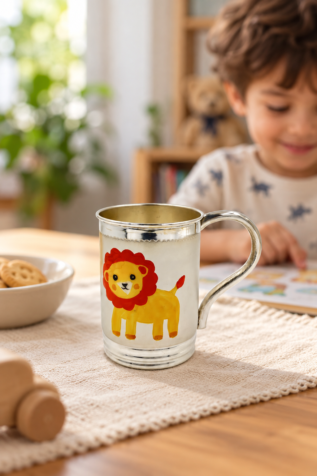Lion Silver Cup for Kids – Cozy Lion Mug Breakfast Scene
