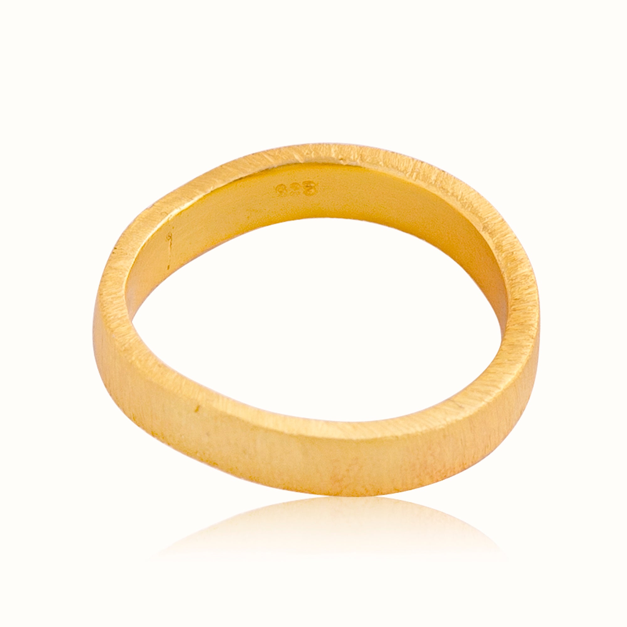 Kuhu Finger Ring 3